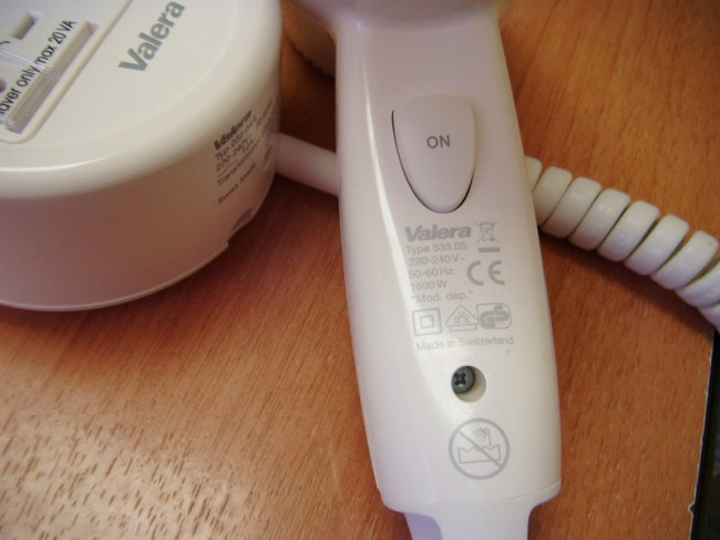 Фен гостиничный Valera Premium Smart 1600 Shaver, белый, Арт.533.05/032.04L