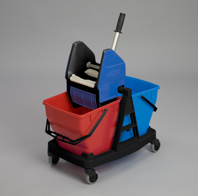 Двухвёдерная тележка для уборки Rubbermaid Duo Bravo R050838, Арт.R050838 Двухвёдерная тележка для уборки Rubbermaid Duo Bravo R050838, Арт.R050838