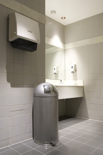 Урна с педалью Rubbermaid EasyPush 56 литров, Арт.FGR1536STEGLSM